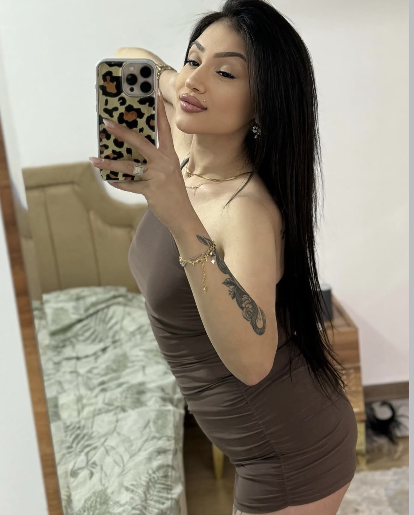 Korkut Güleryüzlü Kadın Bayan Escort Emine