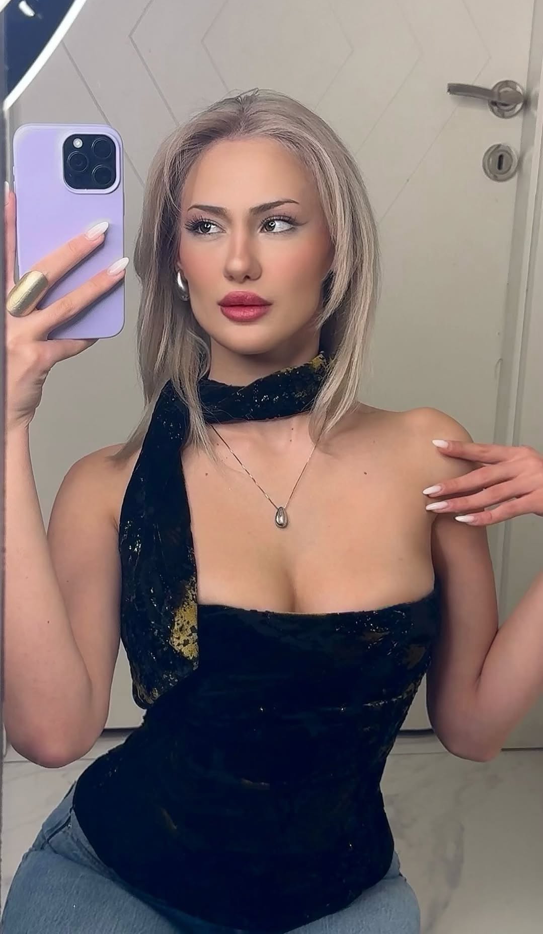 Çınarardı Kendine İnanmış Kadın Escort Bayan Alin